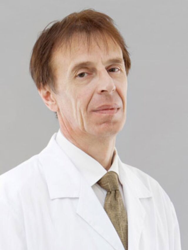 Doctor Traumatologist Васил